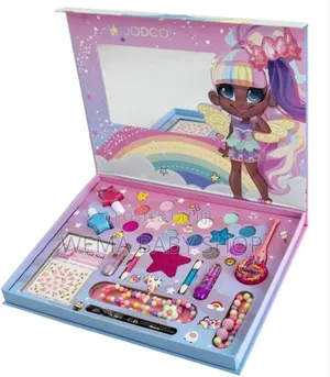 29-in-1 Real Non-Toxic Washable Kids Makeup Kit.
