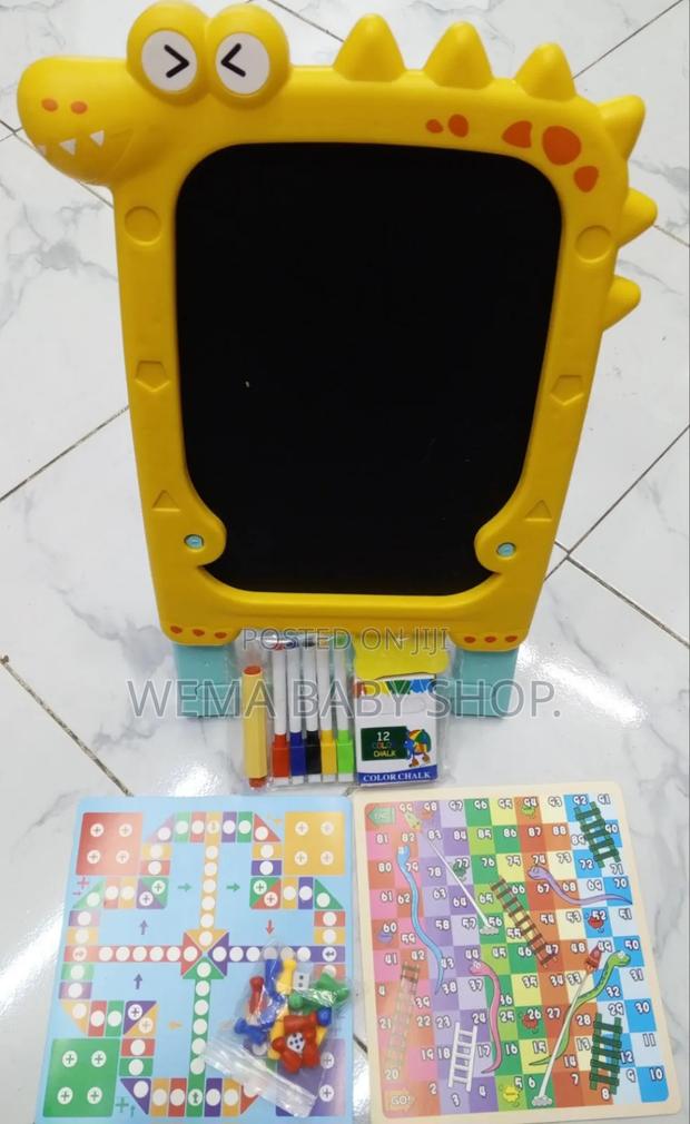 Kids 3-in-1 Drawing Board. - thumbnail 4