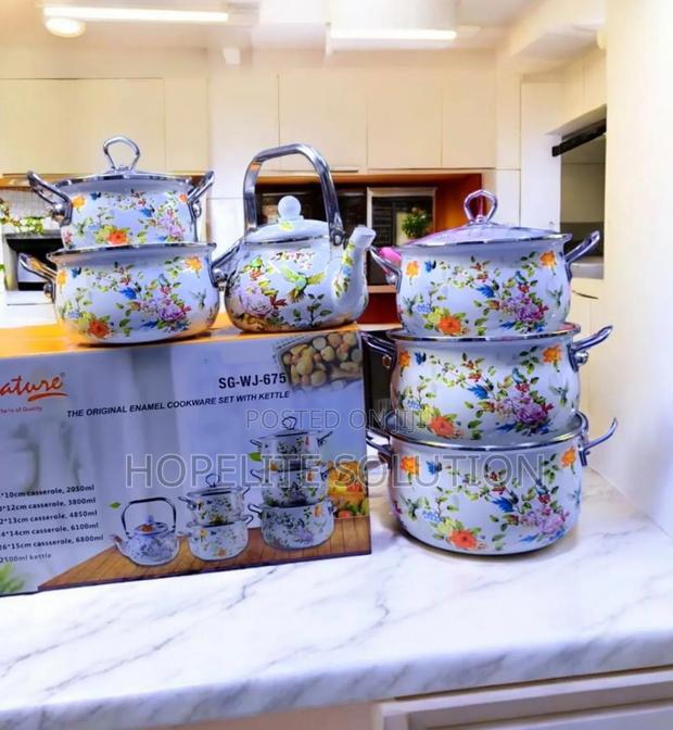 Signature Enamel Cookware Set With Kettle