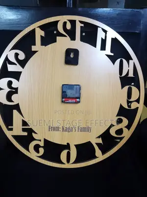 Custom Round Wooden Wall Clock – Personalized Engraving (45cm)