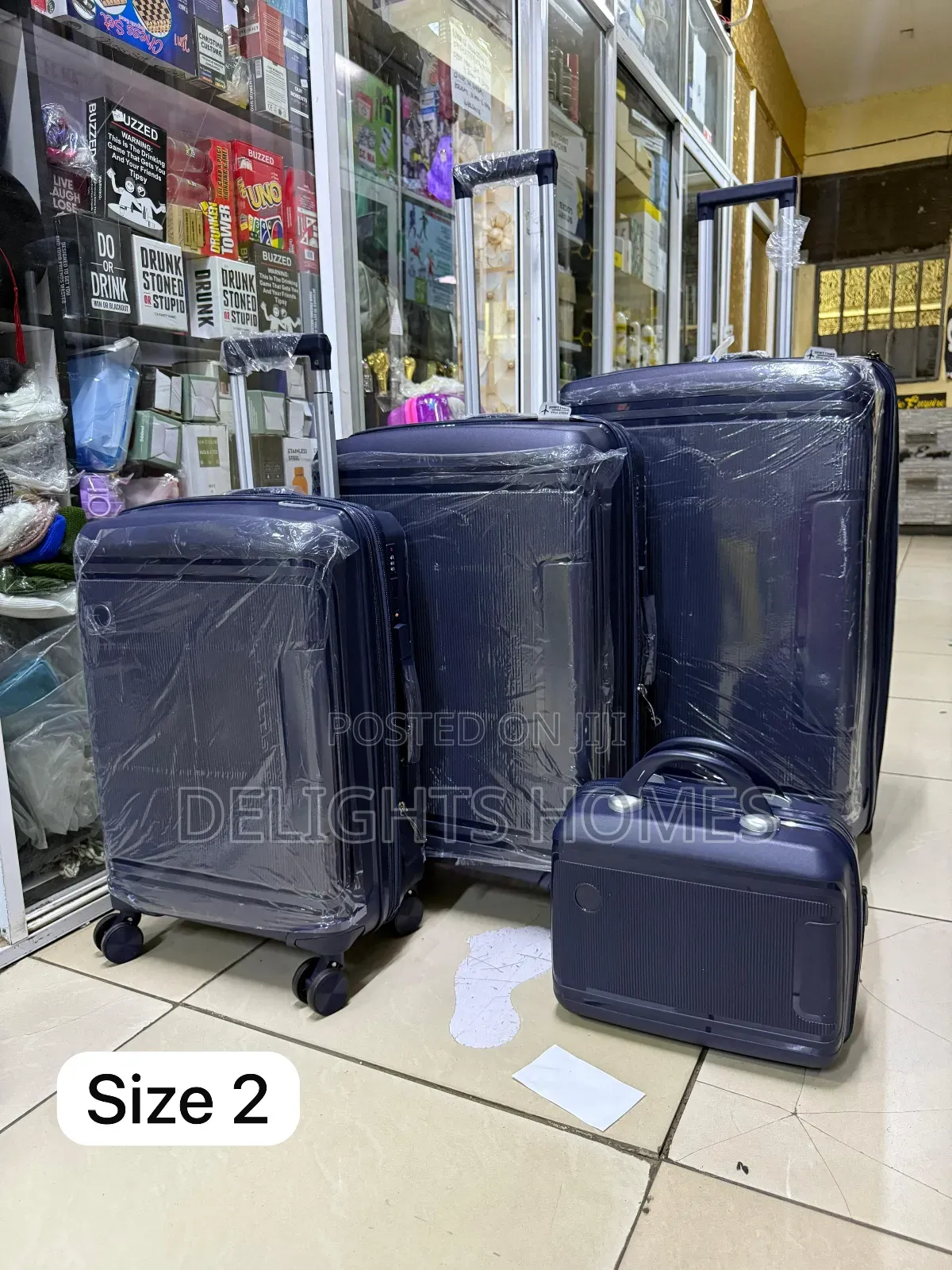 4 in 1 Luxurious Unbreakable Suitcase-Y