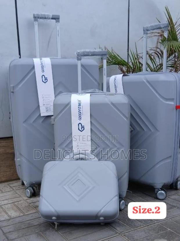 4 in 1 Luxurious Unbreakable Suitcase-Y - thumbnail 5