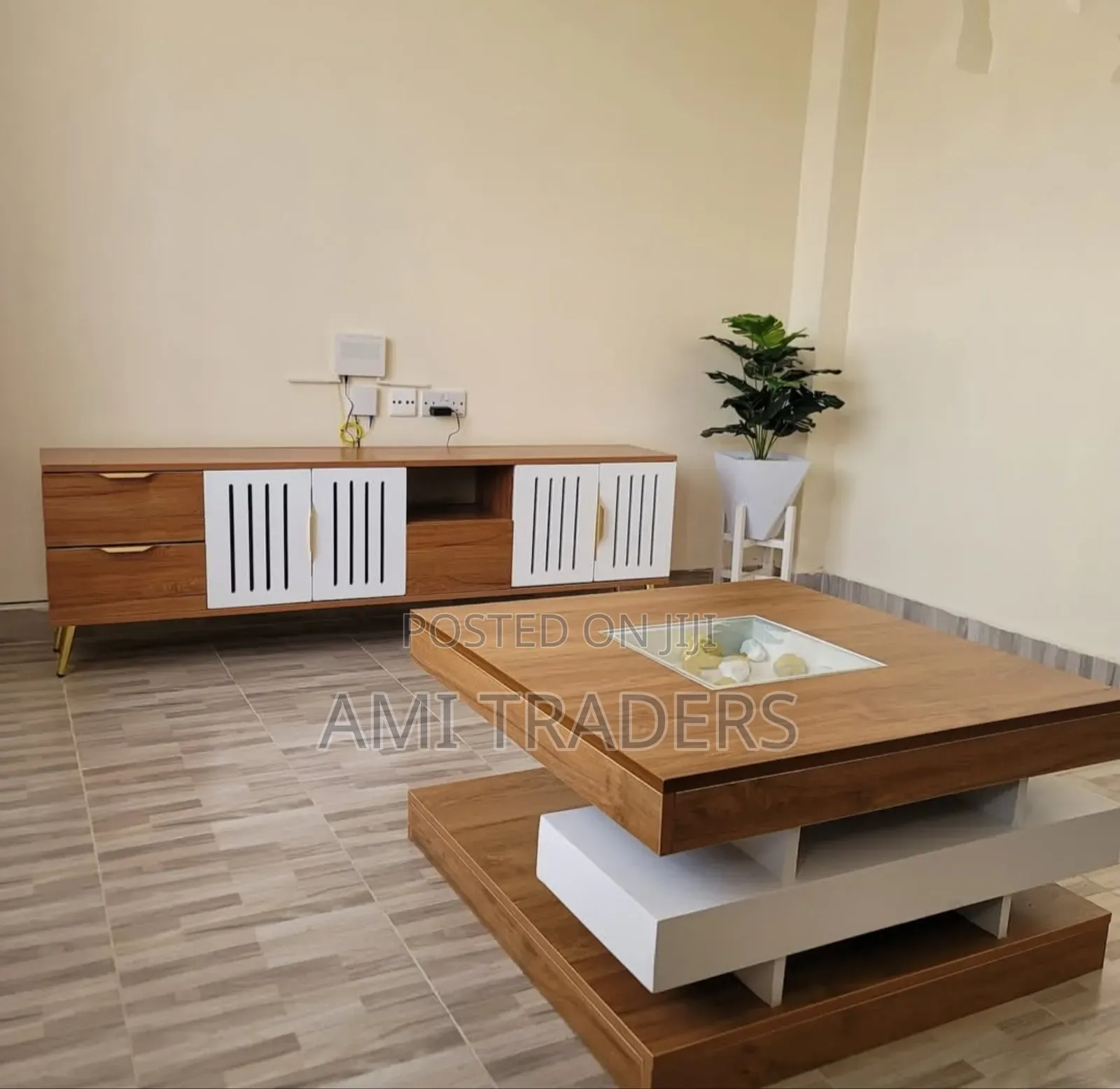 Natural& White Luxury Tv Stand