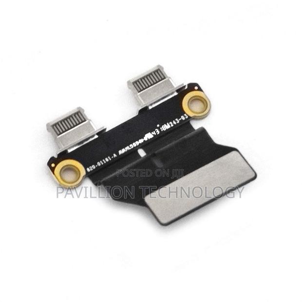 A2337 Charging Port - main view