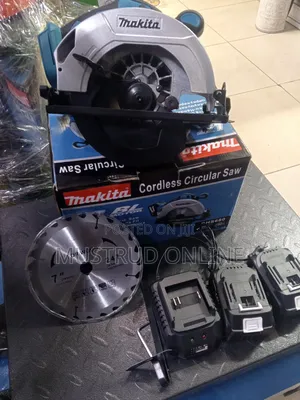 Makita Circular Saw, Battery Powered