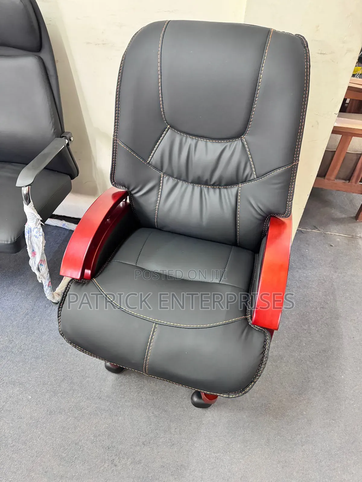 Executive Director's Office Leather Chair