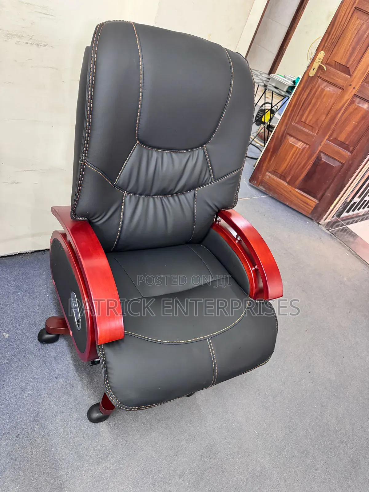 Executive Director's Office Leather Chair