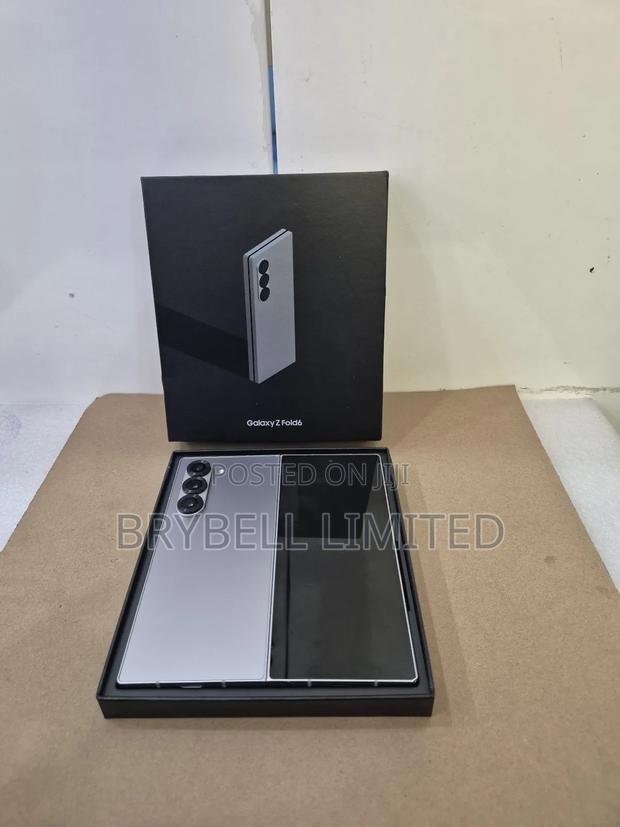 Samsung Galaxy Z Fold6 512 GB Gray - main view
