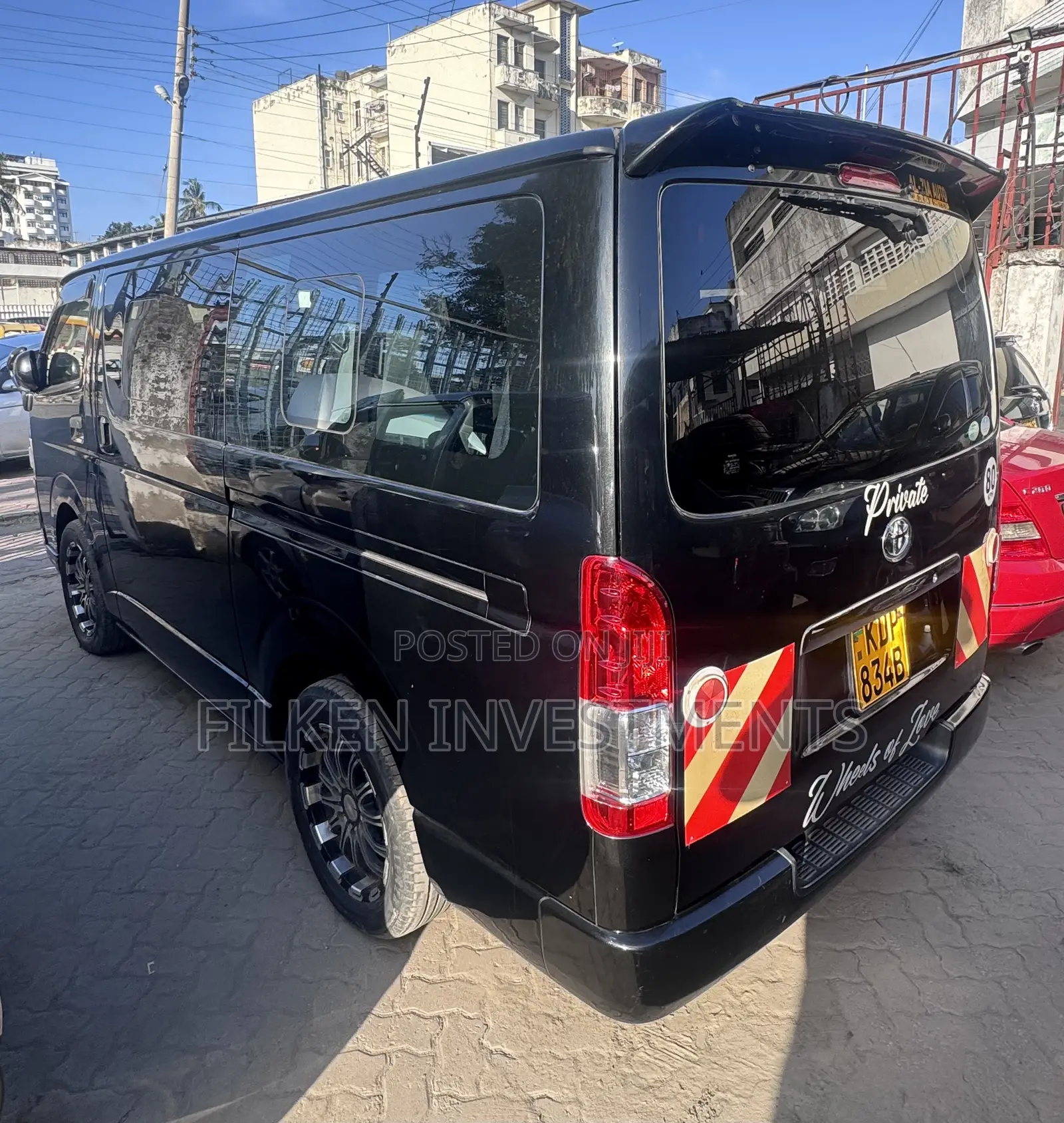 Toyota HiAce 2018 Black