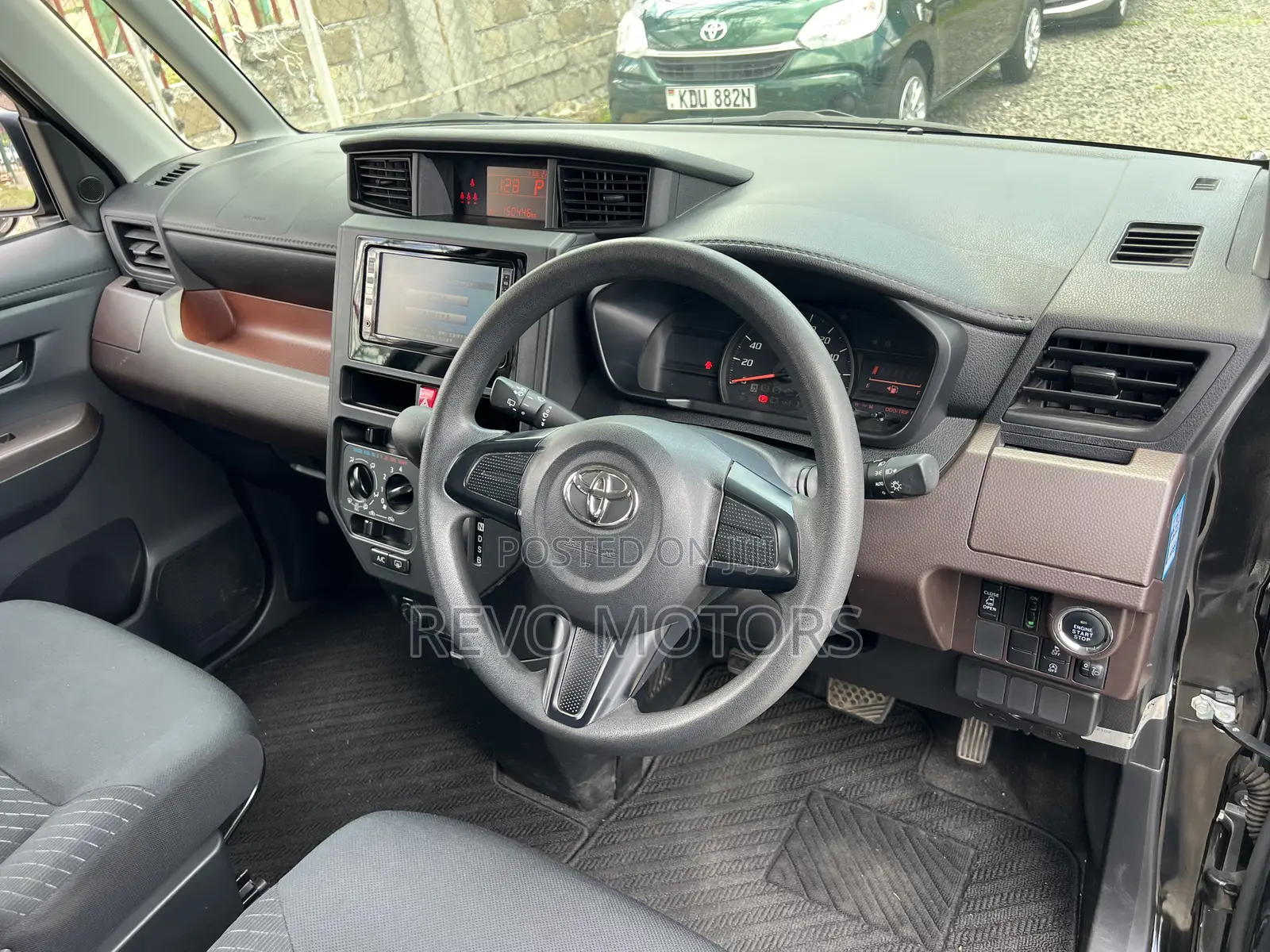Toyota Roomy 2018 Black