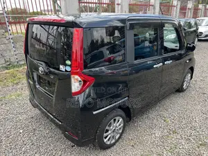 Toyota Roomy 2018 Black