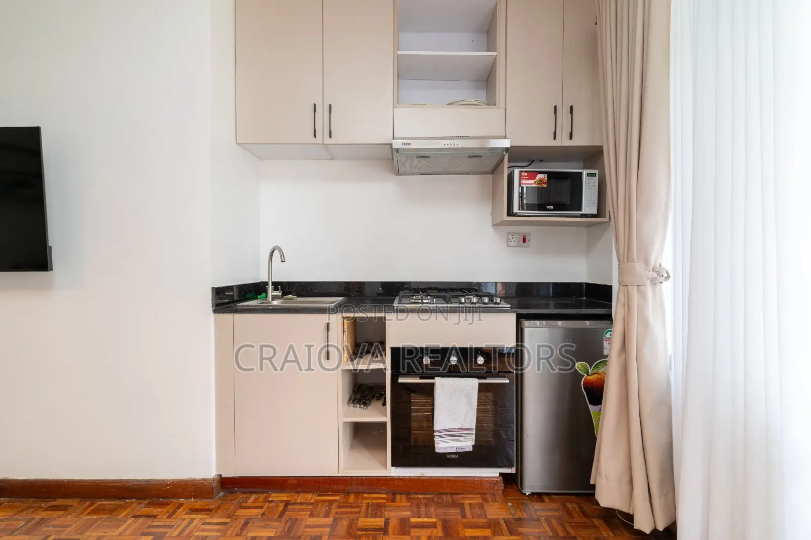 Furnished Studio Apartment in Valley Arcade for rent