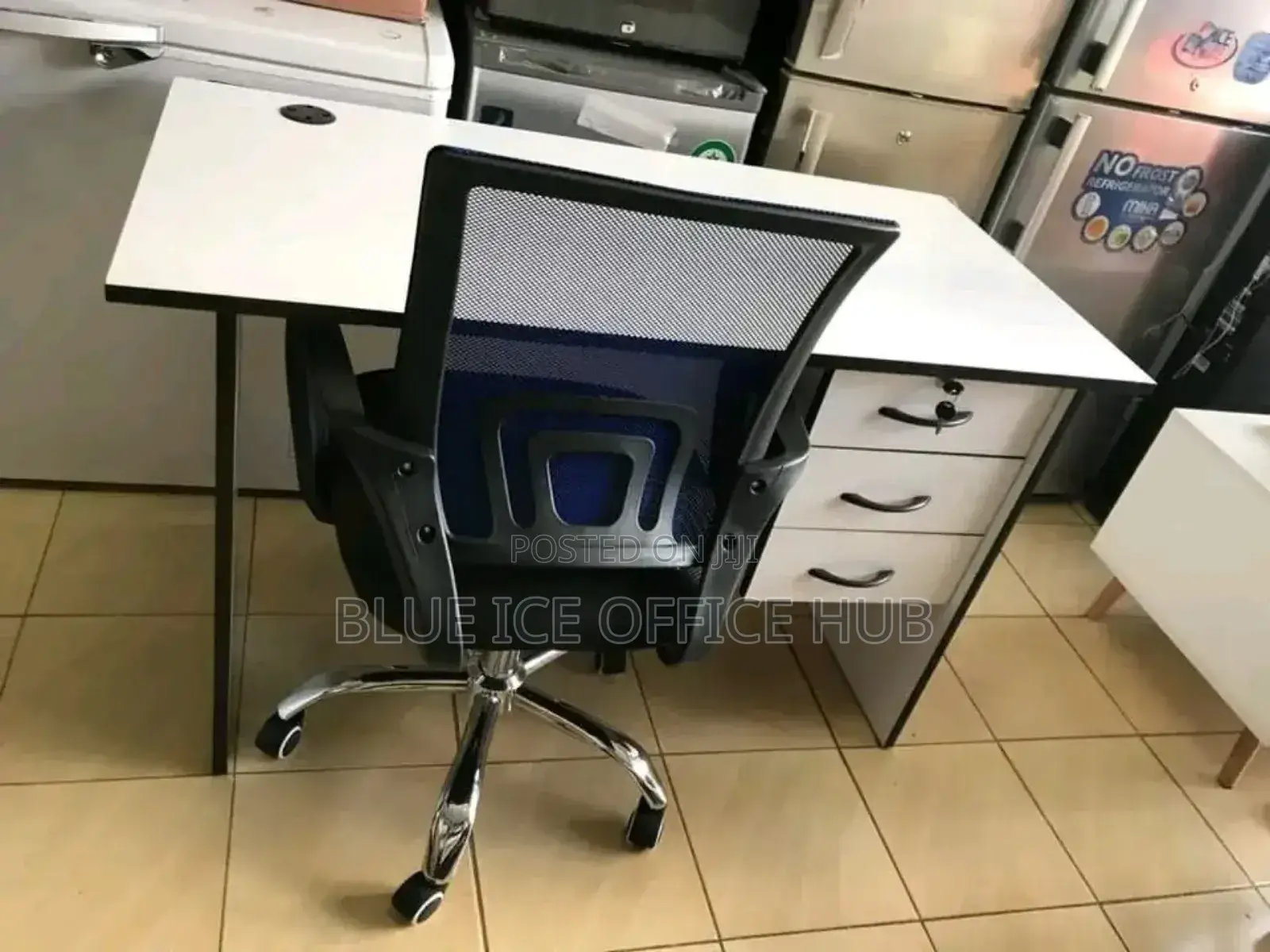 Best Office Desk/Mesh Chair Office Desk
