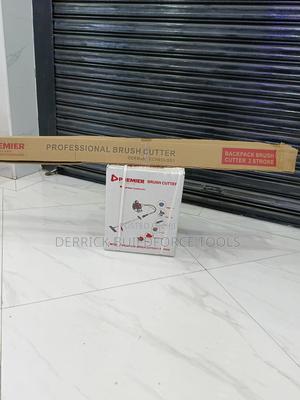 2 Stroke Premier Brushcutter - thumbnail 2