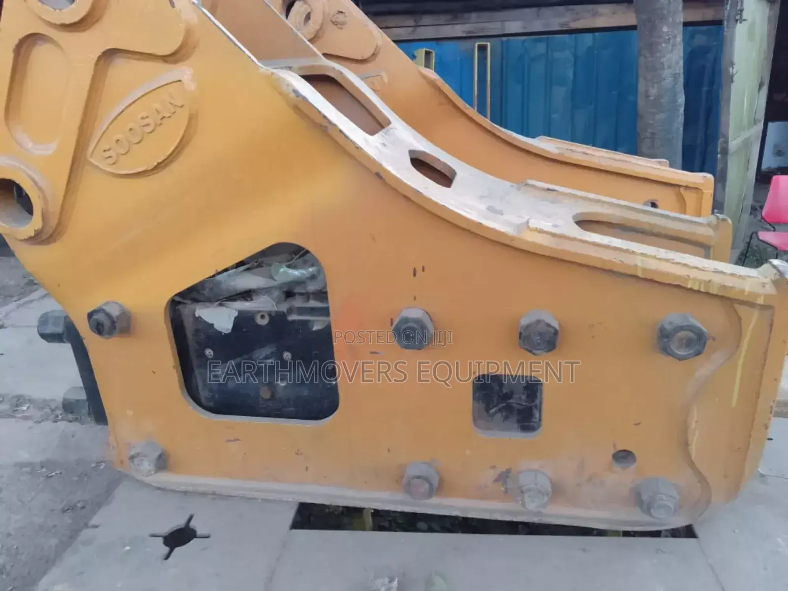 Excavator Couplers,Hammer Breakers and Rippers
