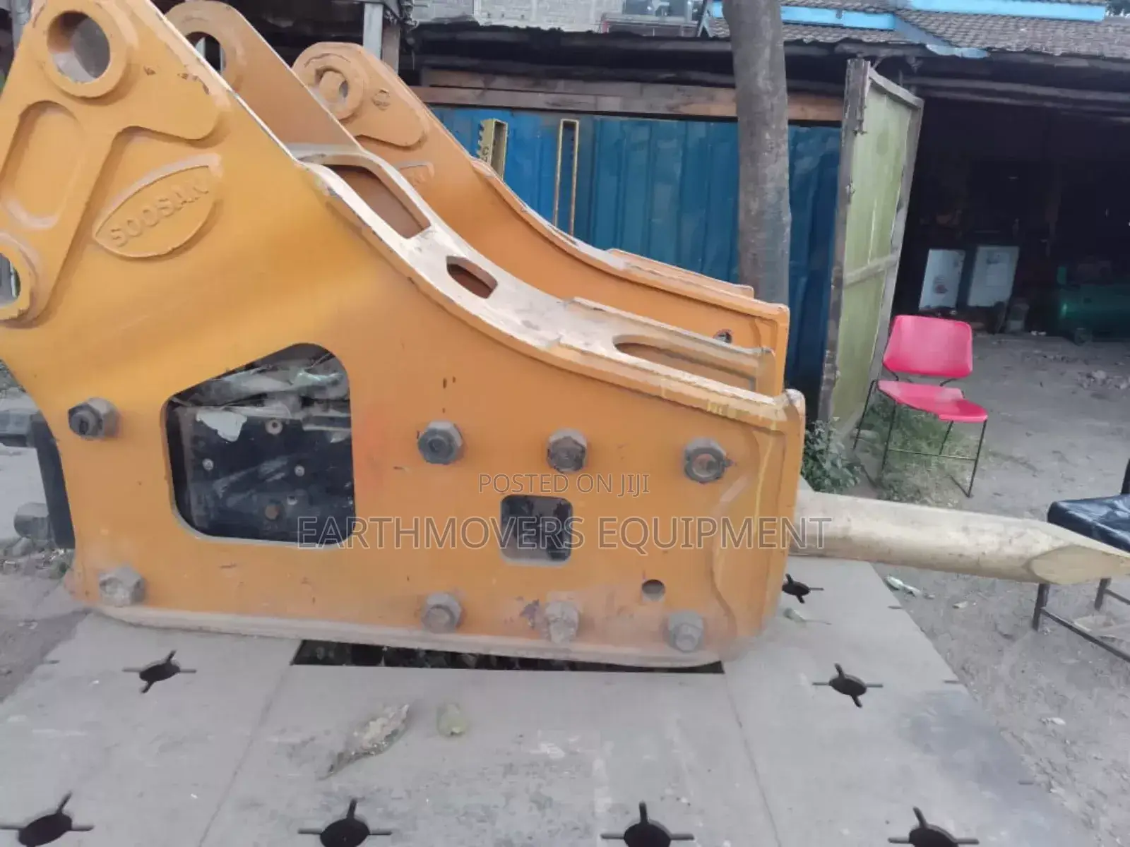 Excavator Couplers,Hammer Breakers and Rippers