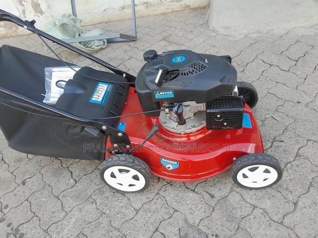 Grass Mowing Machine - thumbnail 2