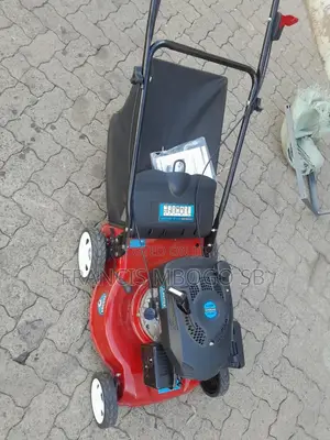 Grass Mowing Machine