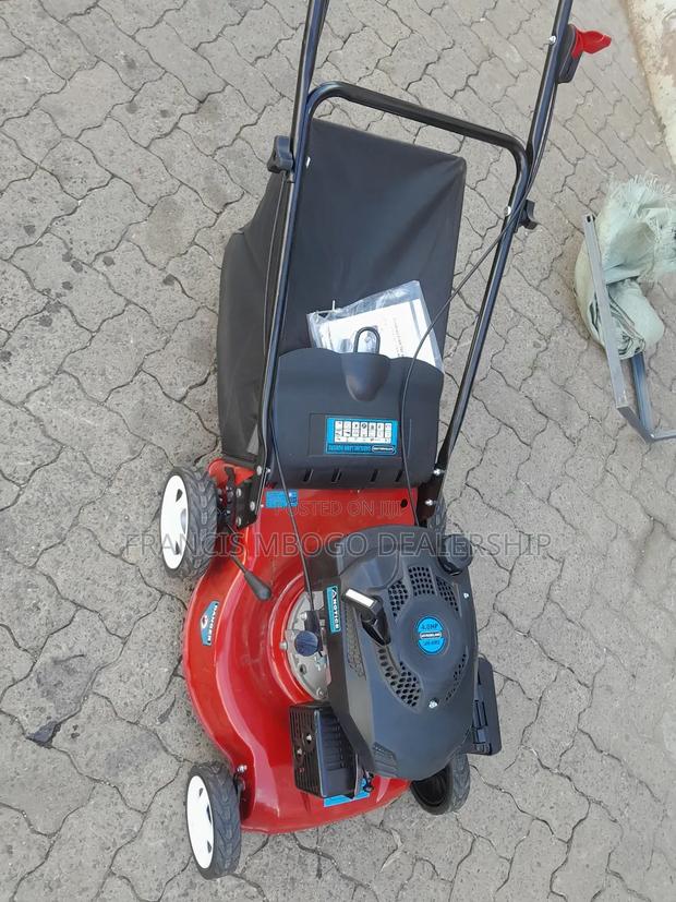 Grass Mowing Machine - thumbnail 3