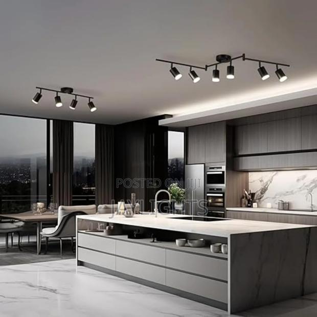 Base Rotatable Ceiling Light Fixture 6-Light Track Lighting