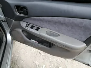 Nissan Sunny 1999 Silver