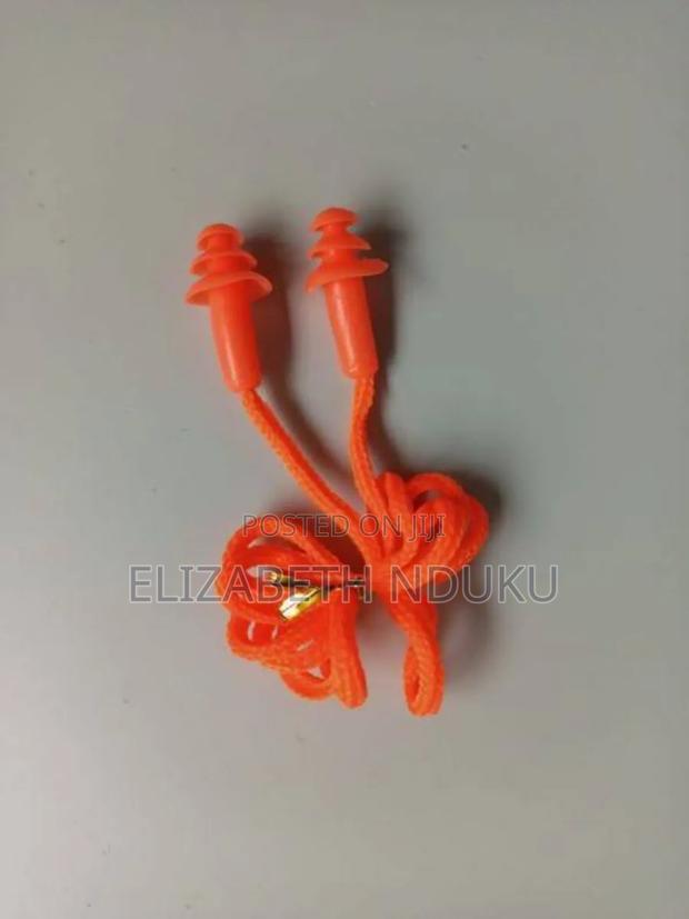 Hypoallergenic Ear Plugs - main view