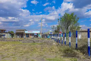 Commercial Plots In)