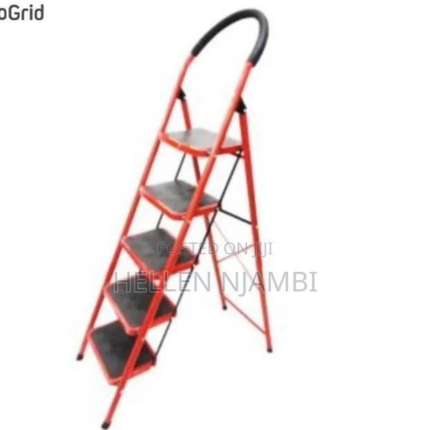 5 Step Ladder Heavy Duty Step Ladder - main view