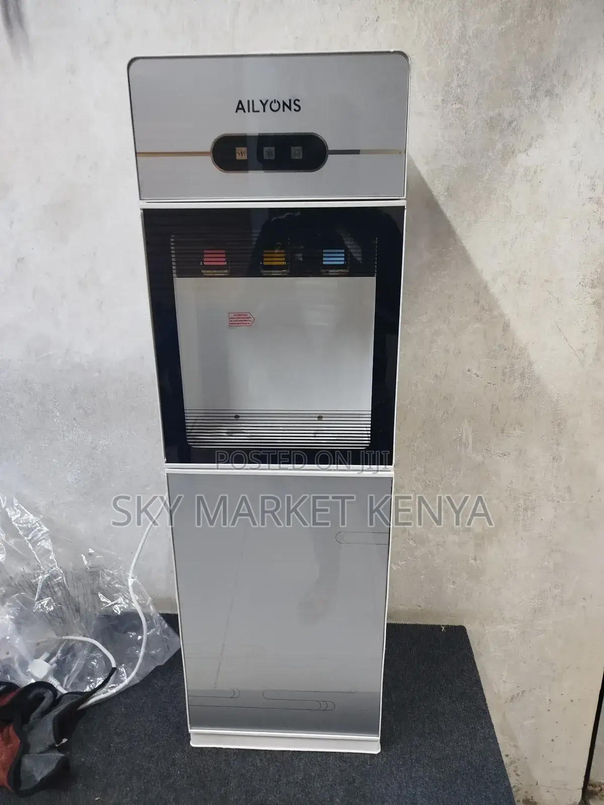 Brand New Ailyons Water Dispenser 3 Taps