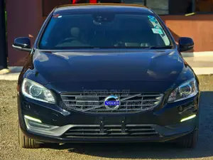 Volvo V60 2018 Black