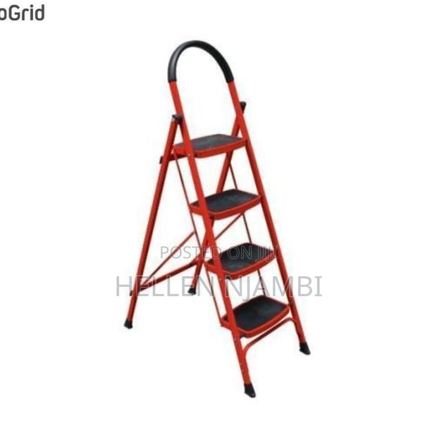 Portable 4 Step Ladder - main view
