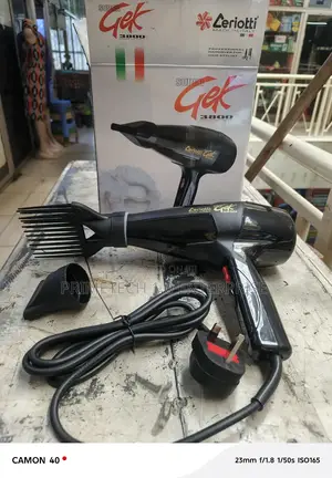 Super Gek Zeriotti Salon/Home Blow Dryer
