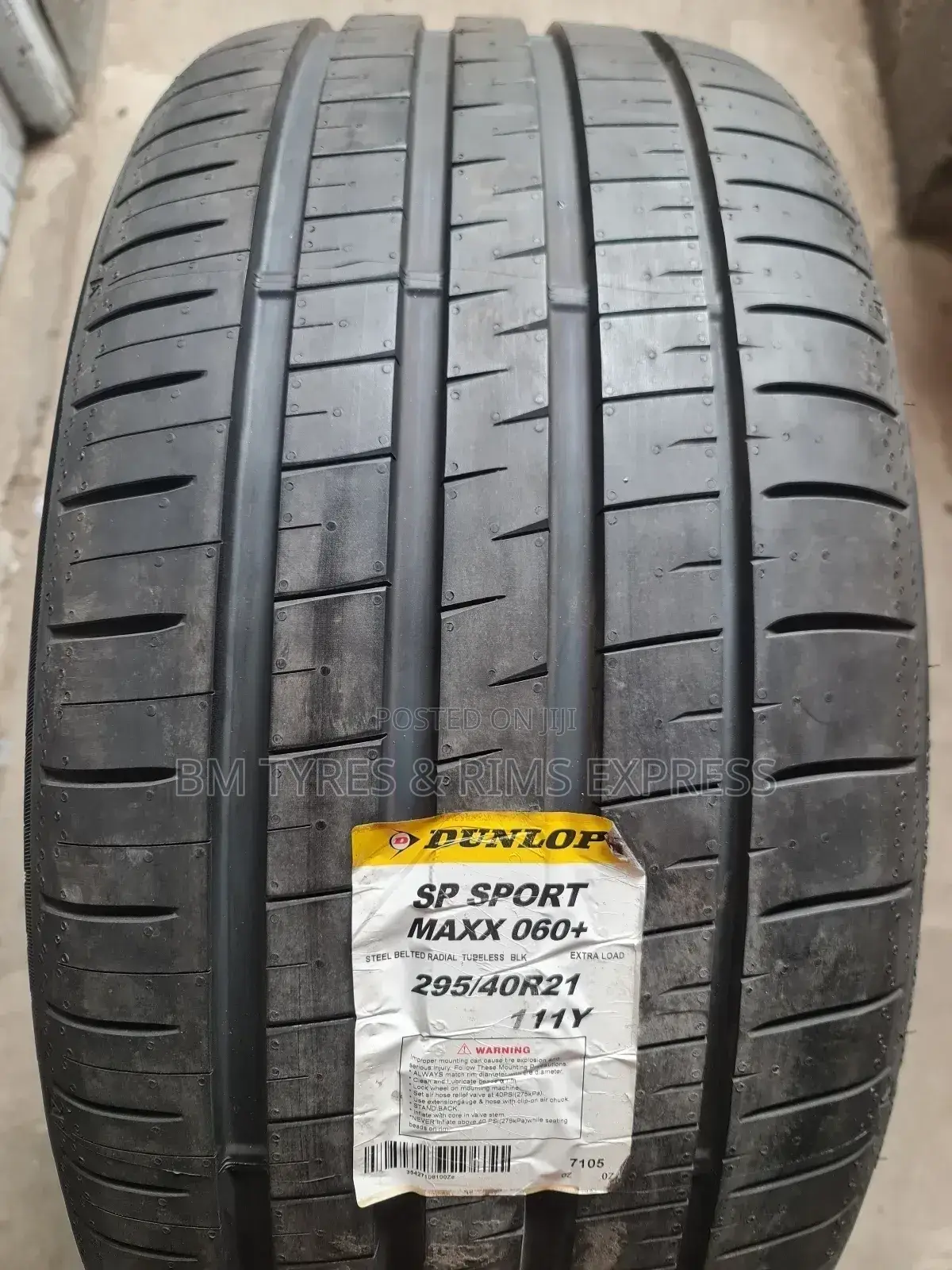 295 /40 R21 Dunlop Tyres (Japan)