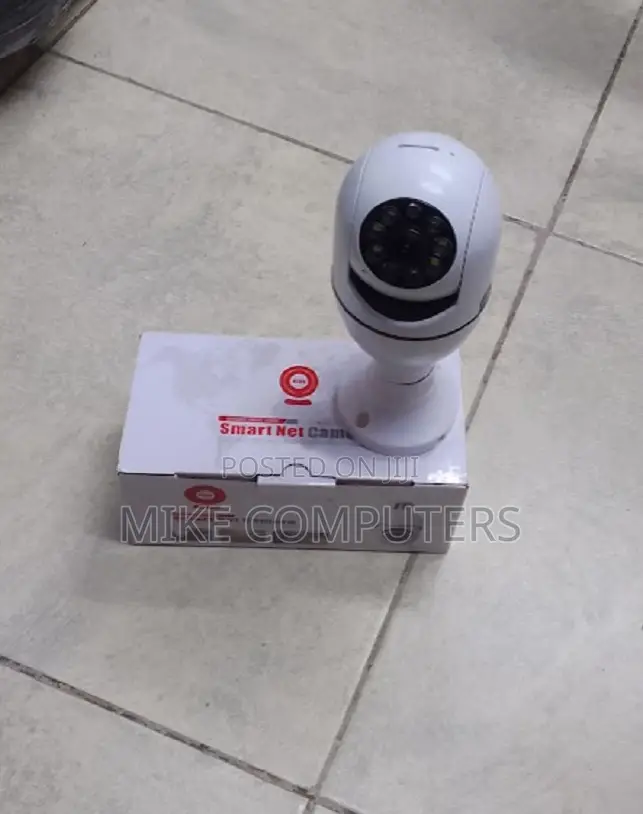 Single Lens V380 Pro Bulb PTZ Camera Rotating Camera