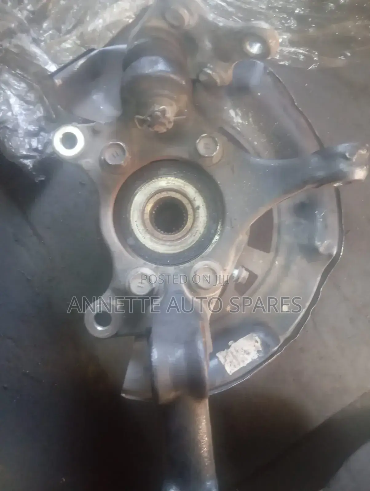 Toyota Vanguard Front Hub