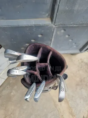 Wilson Golf Iron Set