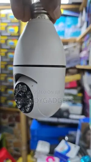 360° Wi-Fi Panorama Bulb Camera With Night Vision Motion Detection