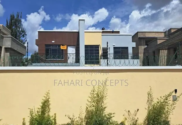 5bdrm Mansion in Gateway Mall Area for rent