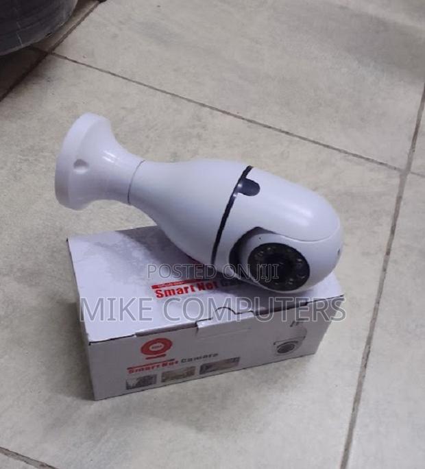 360° Panoramic View in One Bulb Camera
