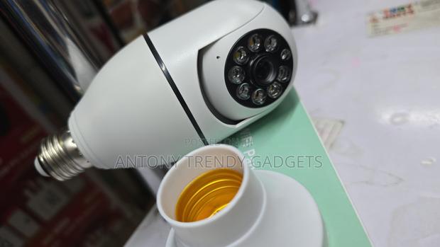Wireless 360° Panorama Bulb Camera With Night Vision & Mobile Control - thumbnail 3