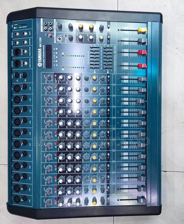 New Model Yamaha 12 Channels Powered Mixer