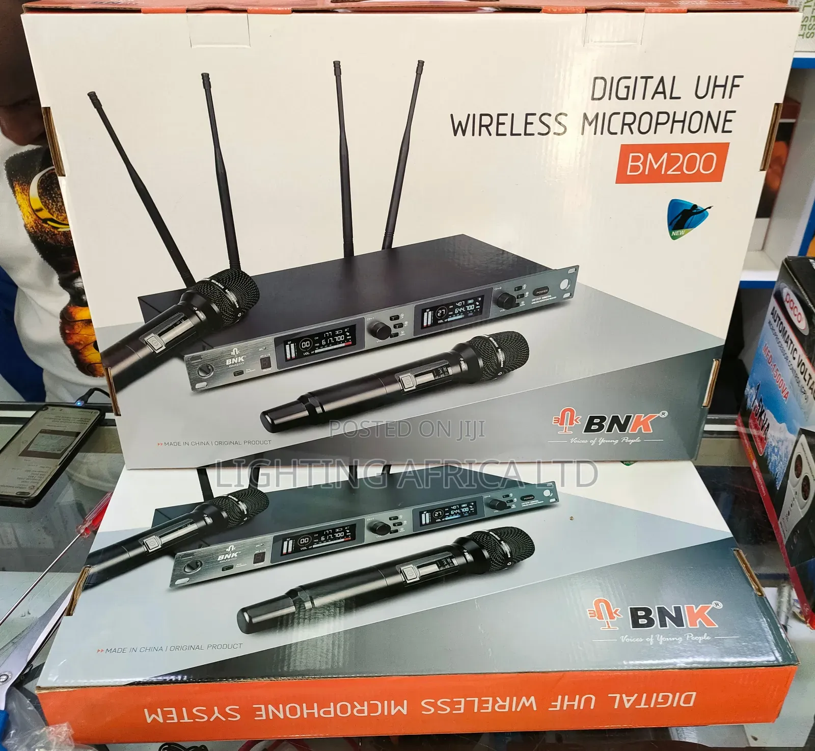 BNK 200 Meters Frequency Range Digital Dual Wireless Microphone