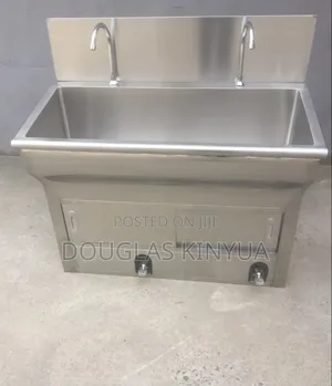 Stainless Steel Hospital Surgical Scrub Sink: 
