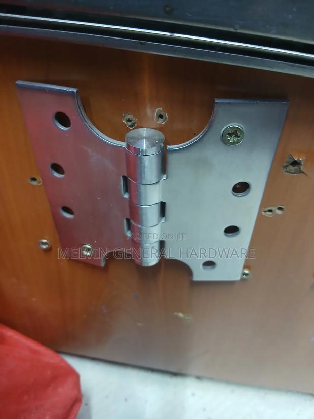 Parliamentary Hinges - main view