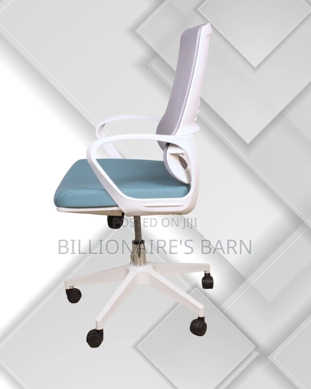 Minimal White Ergonomic Mesh Office Chair