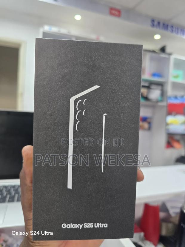 New Samsung Galaxy S25 Ultra 256 GB - thumbnail 2
