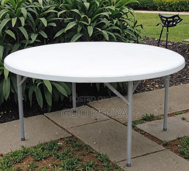 Home Outdoor Table; Heavy-Duty Outdoor Round Plastic Folding Table - thumbnail 5