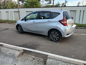 Nissan Note 2017 Silver