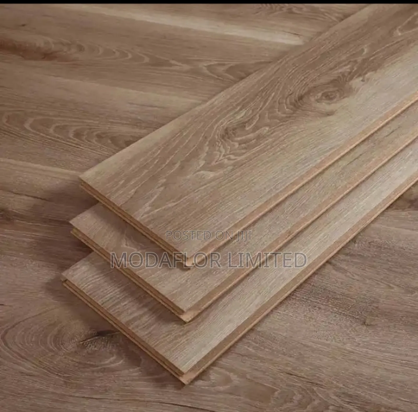 Modern Laminate Floor Boards for a Luxurious Look