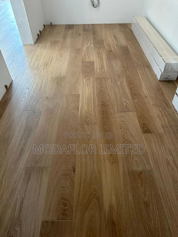 Durable Laminate Floor Boards – Affordable Elegance for Every Room - main view